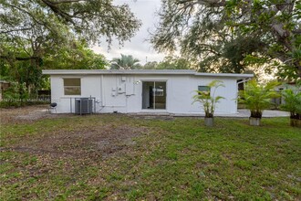 109 Edmund Rd in West Park, FL - Building Photo - Building Photo