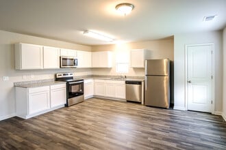 866 Nursery Rdg Dr in Florence, SC - Building Photo - Building Photo