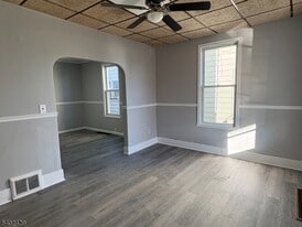 741 North Blvd in Phillipsburg, NJ - Building Photo