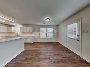 2114 English Green Way in Fresno, TX - Foto de edificio - Building Photo