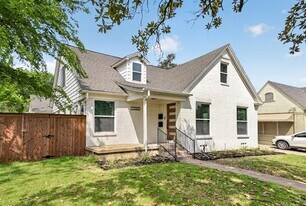 2560 Rogers Ave in Fort Worth, TX - Building Photo