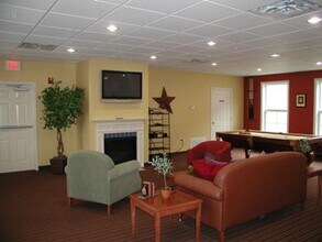 12 Highpoint Cir in Quincy, MA - Building Photo - Building Photo