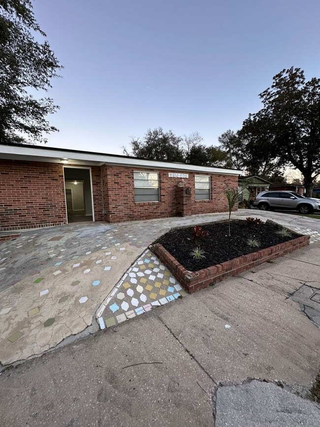 4213 Etta St in Jacksonville, FL - Building Photo - Building Photo