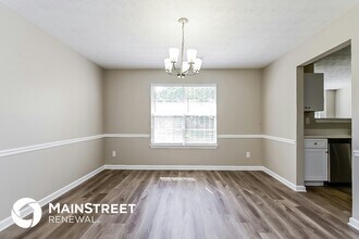 5587 Orchard Rd in Rex, GA - Building Photo - Building Photo