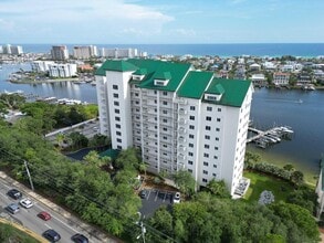 662 Harbor Blvd in Destin, FL - Building Photo - Building Photo