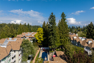 Hartford Woods in Surrey, BC - Building Photo - Building Photo