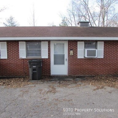 property at 326 S Spring St