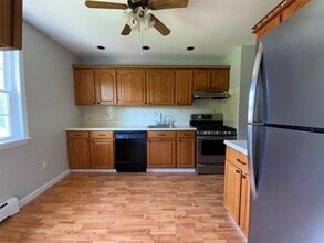 31 Parkside Dr in Suffern, NY - Building Photo - Building Photo