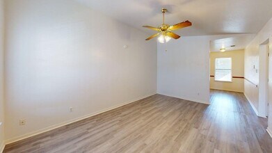 204 W Truman Ave in Copperas Cove, TX - Building Photo - Building Photo