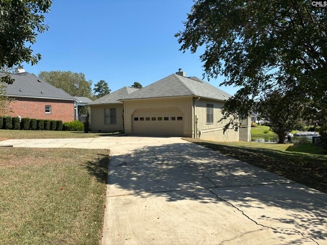 1041 Jones Rd in Irmo, SC - Building Photo - Building Photo