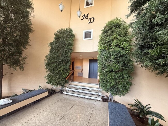200 Elm St in San Mateo, CA - Building Photo - Building Photo