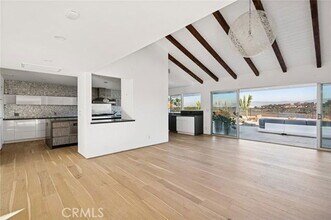 1958 Galaxy Dr in Newport Beach, CA - Building Photo - Building Photo