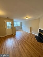 4106 Yellow Stone Loop in Dumfries, VA - Building Photo - Building Photo