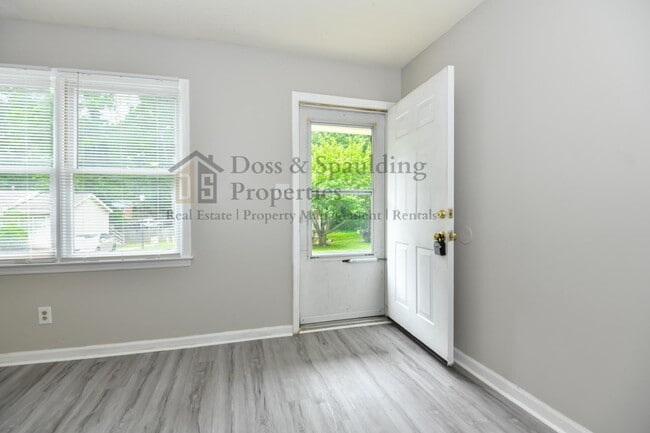 2002 Hummingbird Ct in High Point, NC - Building Photo - Building Photo