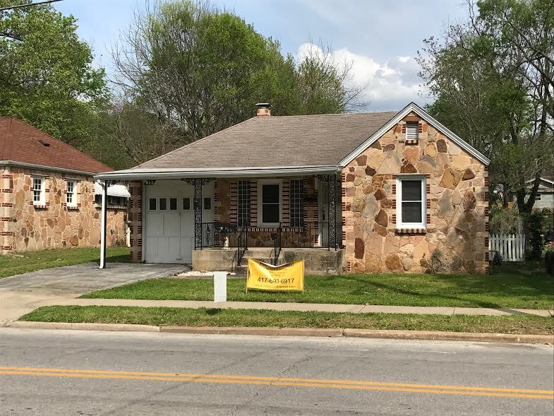 832 S Fort Ave in Springfield, MO - Building Photo