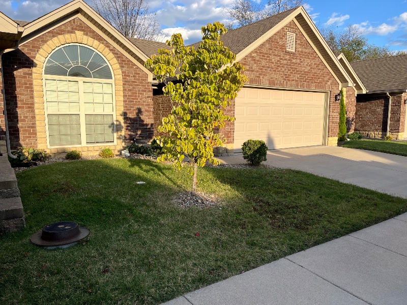 3610 Alannah Gardens Ct in Jeffersonville, IN - Building Photo