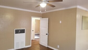 2018 W 35th St, Unit Via Monty in Los Angeles, CA - Building Photo