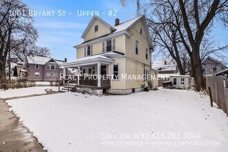 1001 Bryant St in Kalamazoo, MI - Building Photo - Building Photo