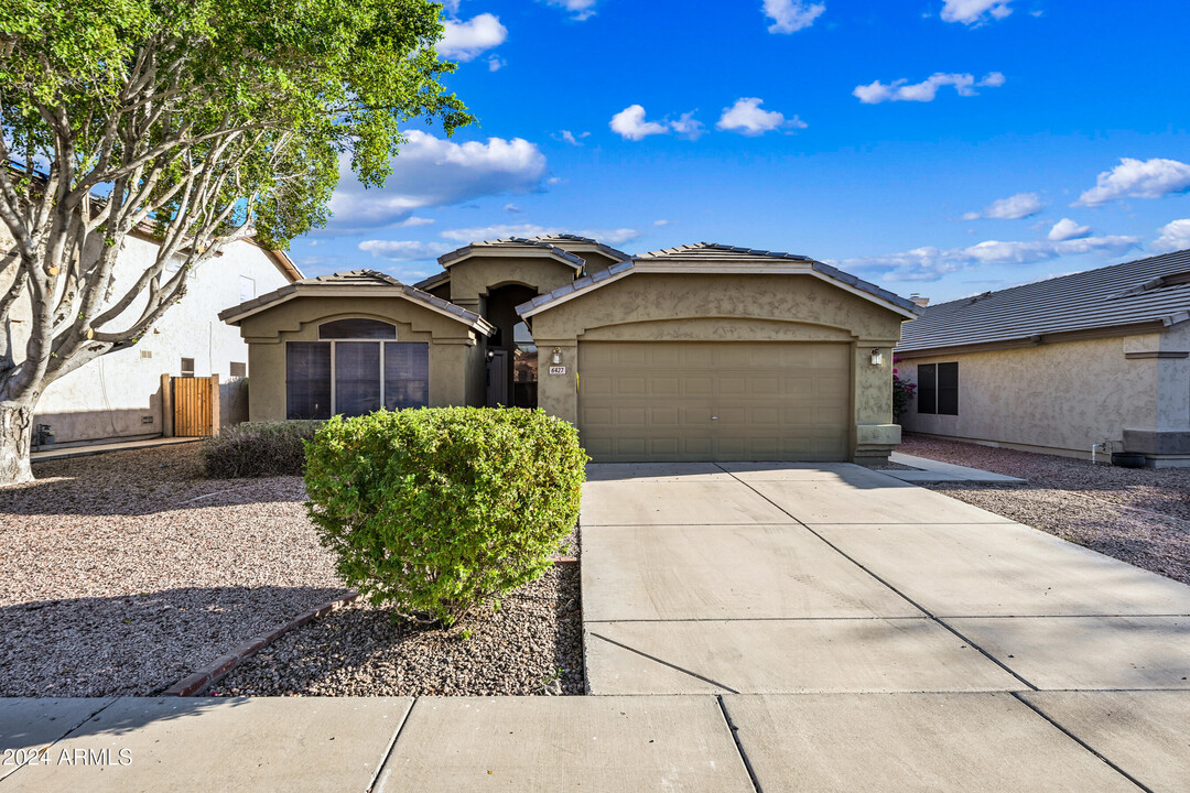 6427 W Escuda Rd in Glendale, AZ - Building Photo