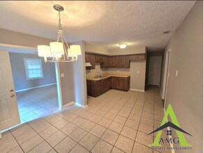 517 Gibbs St in Plainfield, IN - Foto de edificio - Building Photo