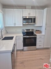 3679 3rd Ave in Los Angeles, CA - Building Photo - Building Photo