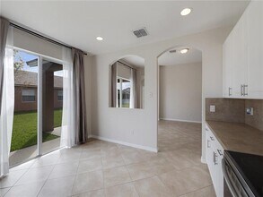 9563 SW Flowermound Cir in Port St. Lucie, FL - Building Photo - Building Photo