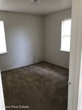204 W Avenue F in Copperas Cove, TX - Building Photo - Building Photo