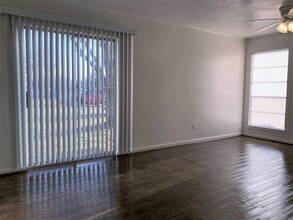 3601 Choctaw St in Bryan, TX - Foto de edificio - Building Photo