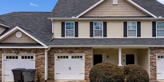 1923 Sentry Pointe Ln