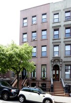 394 Clinton St in Brooklyn, NY - Building Photo