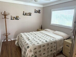 1470 Nestor Ct in North Port, FL - Building Photo - Building Photo