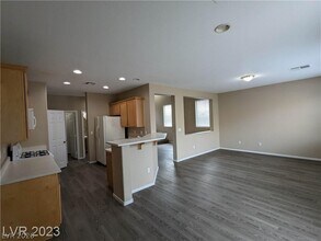 6298 W Levi Ave in Las Vegas, NV - Building Photo - Building Photo