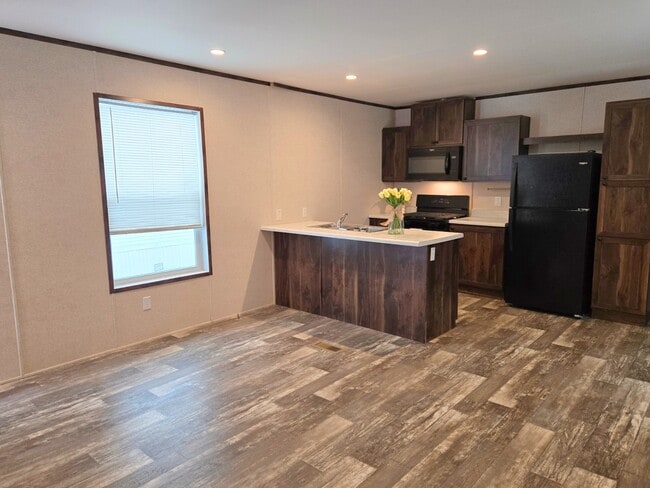 2121 Panhandle Rd in Delaware, OH - Building Photo - Building Photo