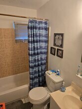 1951 NW 49th St in Miami, FL - Building Photo - Building Photo