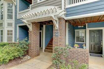 501 Olmsted Park Pl in Charlotte, NC - Building Photo - Building Photo