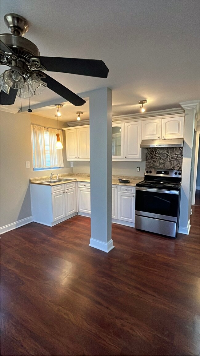 property at 650 Jett St NW