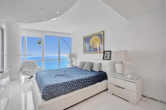 17121 Collins Ave, Unit 3206 in Sunny Isles Beach, FL - Building Photo - Building Photo