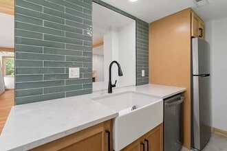 26 Greenwood Ave in Bethel, CT - Building Photo - Building Photo