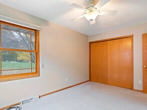 6542 Erin Way in Roscoe, IL - Building Photo - Building Photo