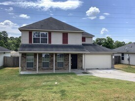 13709 Bighorn Trail in Willis, TX - Building Photo