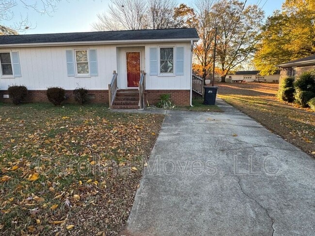 property at 117 Wardview Ave