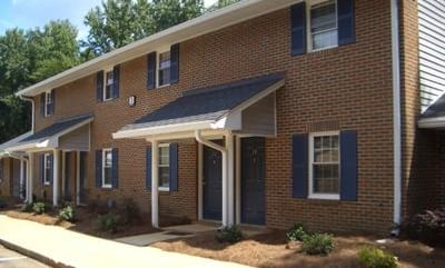 Wildwood Apartments in Honea Path, SC - Foto de edificio - Building Photo