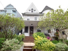 157 Harrison Ave in Jersey City, NJ - Building Photo