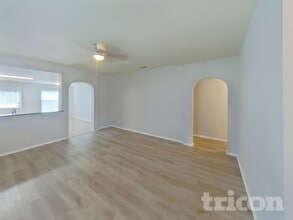 336 Carlyle St in Anna, TX - Foto de edificio - Building Photo