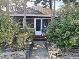 970 Surf View Walk in Islip, NY - Building Photo