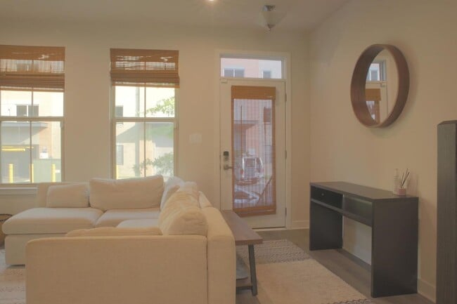 2816 Devonshire Clfs Ter in Hyattsville, MD - Building Photo - Building Photo