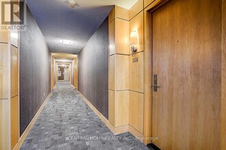 62 Suncrest Blvd in Markham, ON - Building Photo - Building Photo