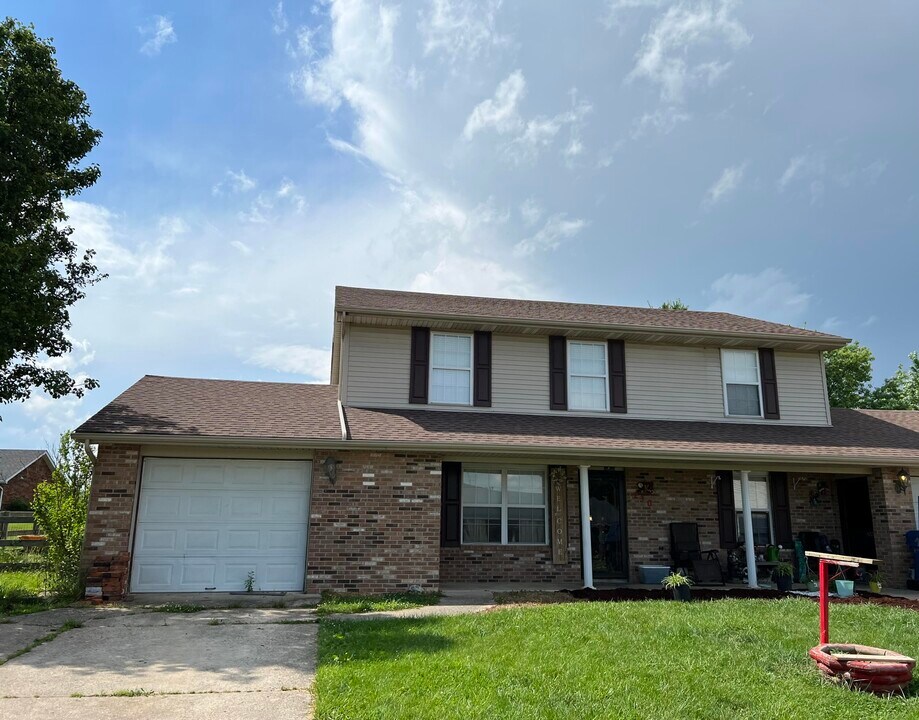 230 Autumn Way in Crittenden, KY - Building Photo