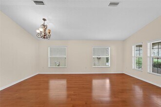 431 Westchester Hills Ln in Valrico, FL - Building Photo - Building Photo