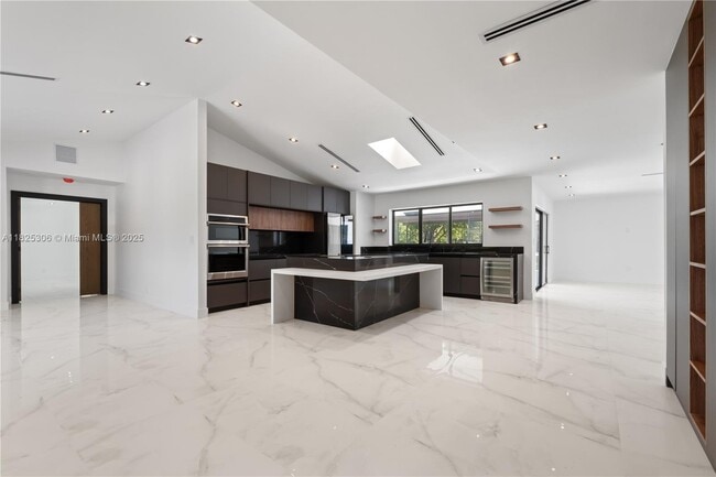 property at 5020 Hawkhurst Ave